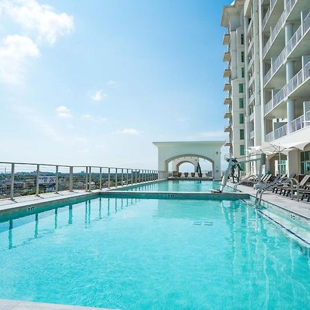 Sea It All Infinity Pool Ocean Views Steps From The Beach - A Perfect Romantic Getaway Lejlighed Galveston Eksteriør billede