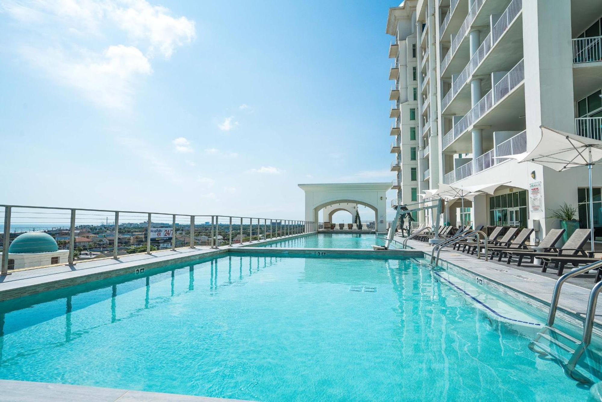 Sea It All Infinity Pool Ocean Views Steps From The Beach - A Perfect Romantic Getaway Lejlighed Galveston Eksteriør billede